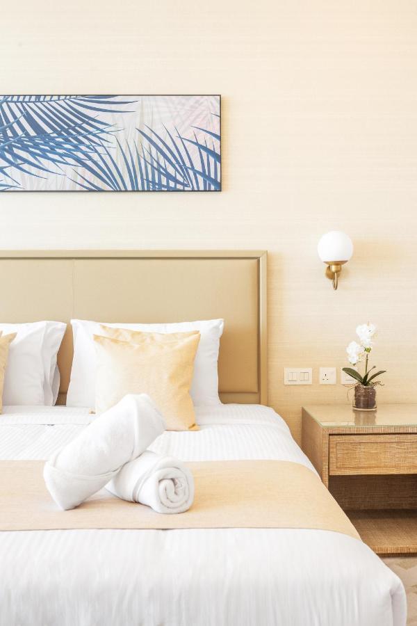 دبي Ultra Luxury Palm Tower With Shared Hotel Facilities المظهر الخارجي الصورة