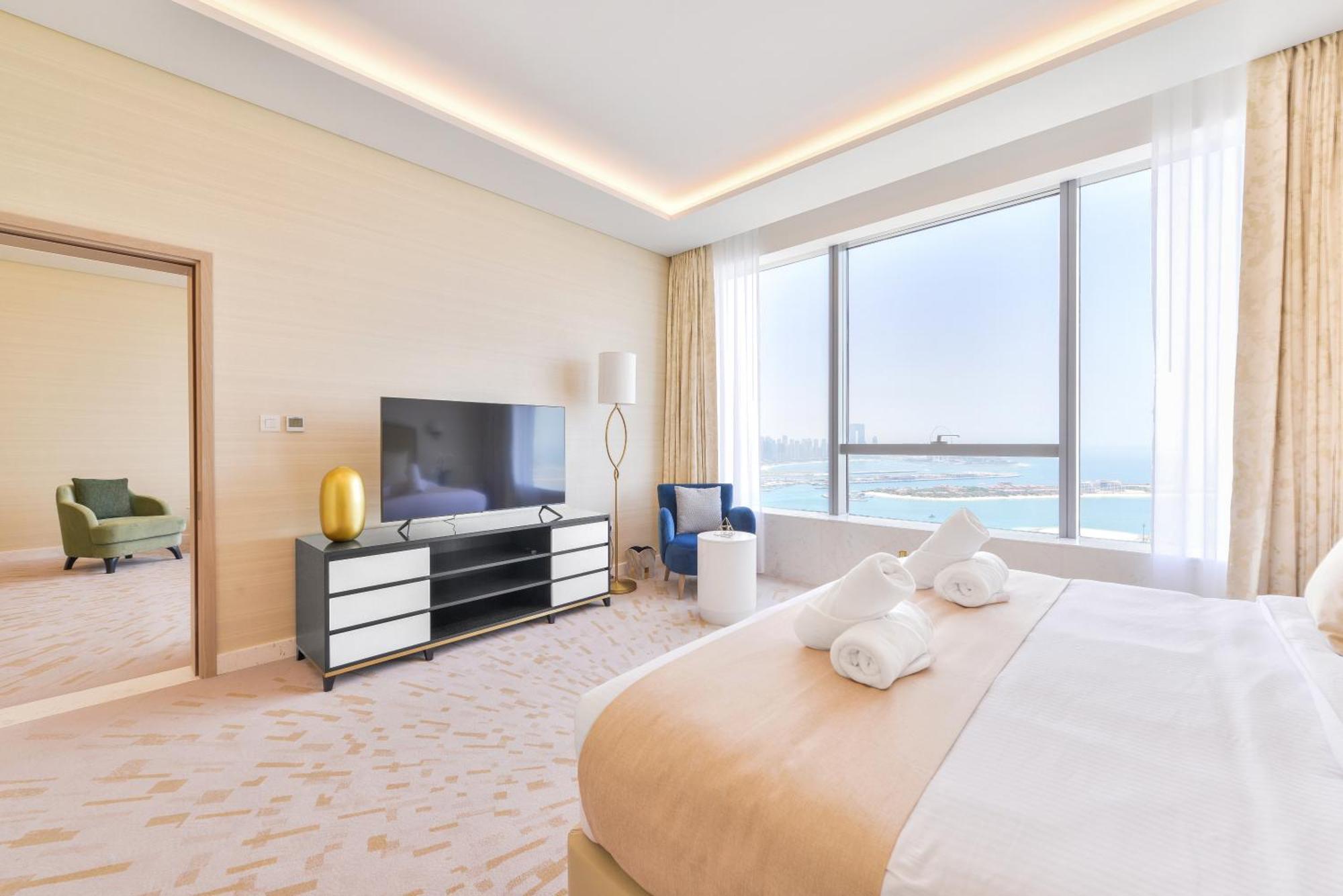 دبي Ultra Luxury Palm Tower With Shared Hotel Facilities المظهر الخارجي الصورة